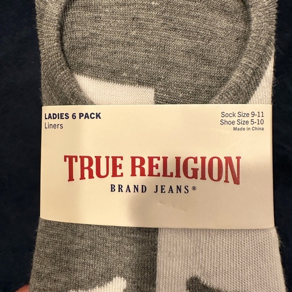 True Religion - Picture 5 of 6